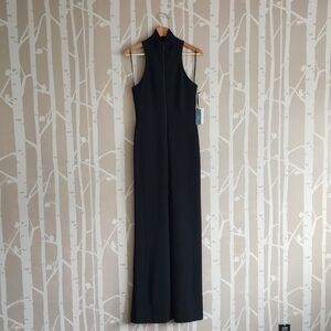 Vera Wang: Black Front-zip Gown